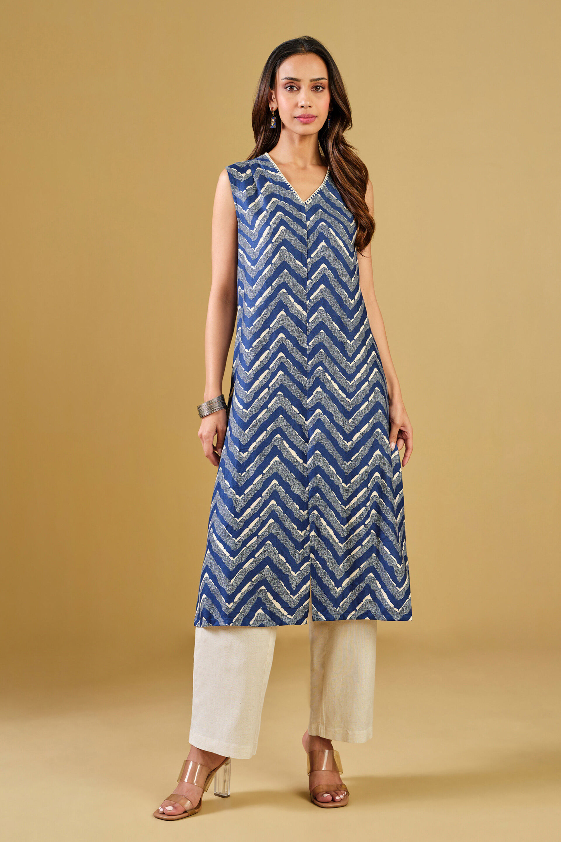 Abstract Print Blue Viscose Kurta, Blue, image 2