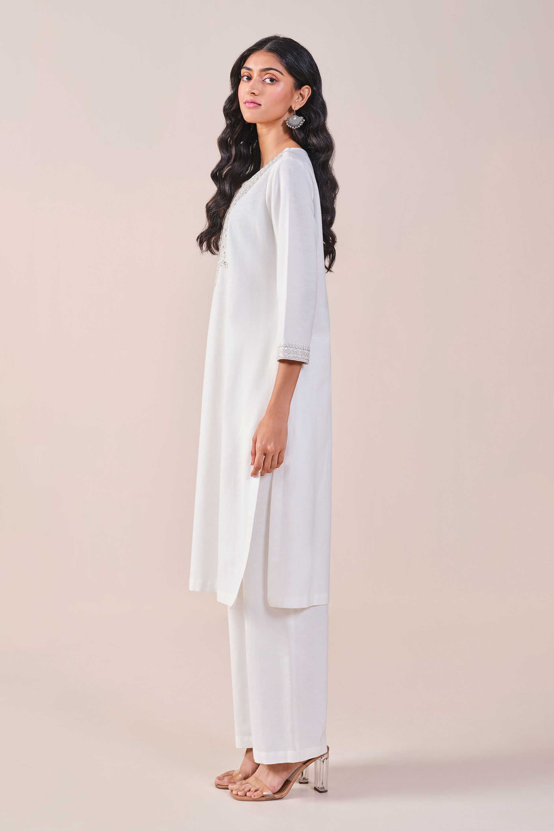 Elegant White Embroidered Kurta, White, image 3