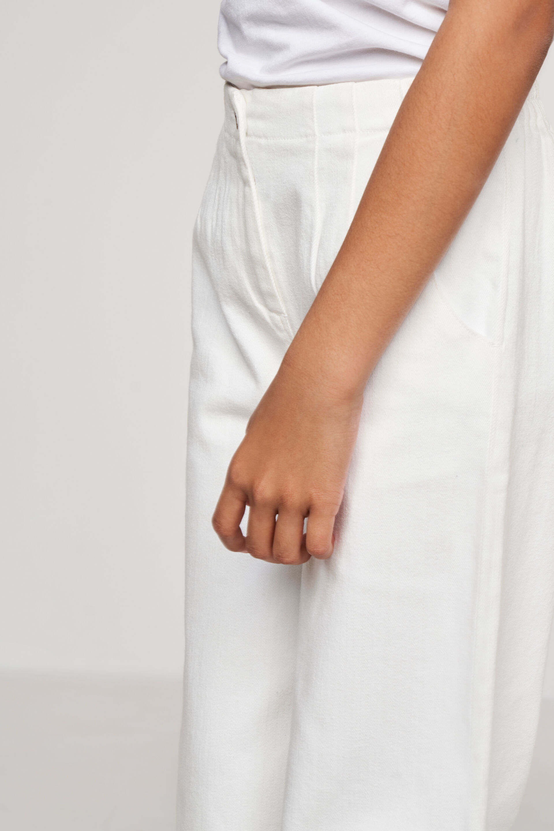 White Solid Straight Bottom, White, image 3