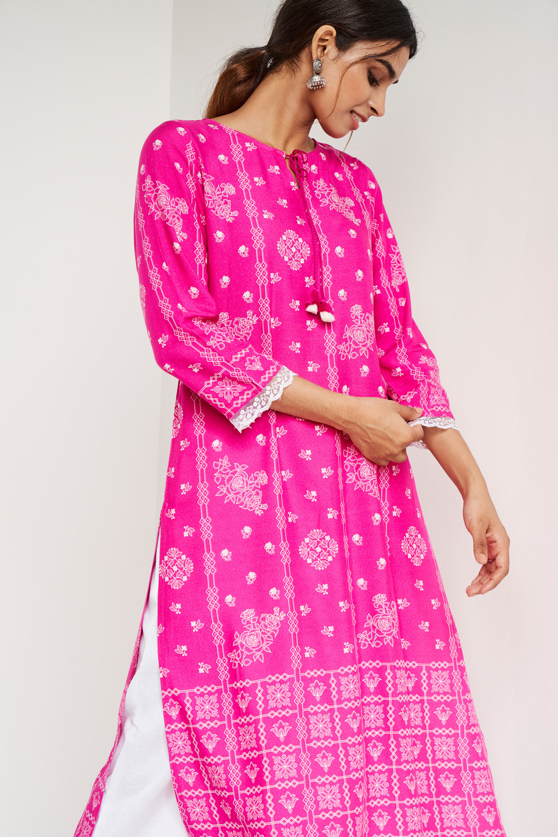 Buy Purple Kurtas for Women by Fusion Online | Ajio.com