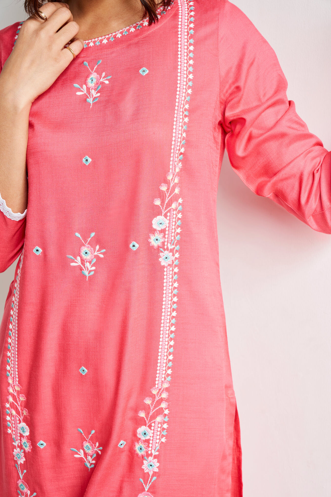 Coral Solid Embroidered Straight Kurta, Coral, image 4