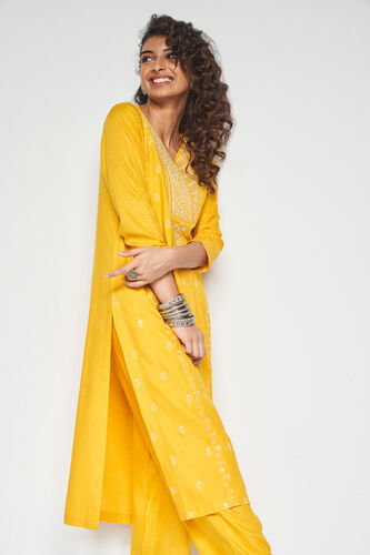 Panna embroidered kurta set, Yellow, image 10