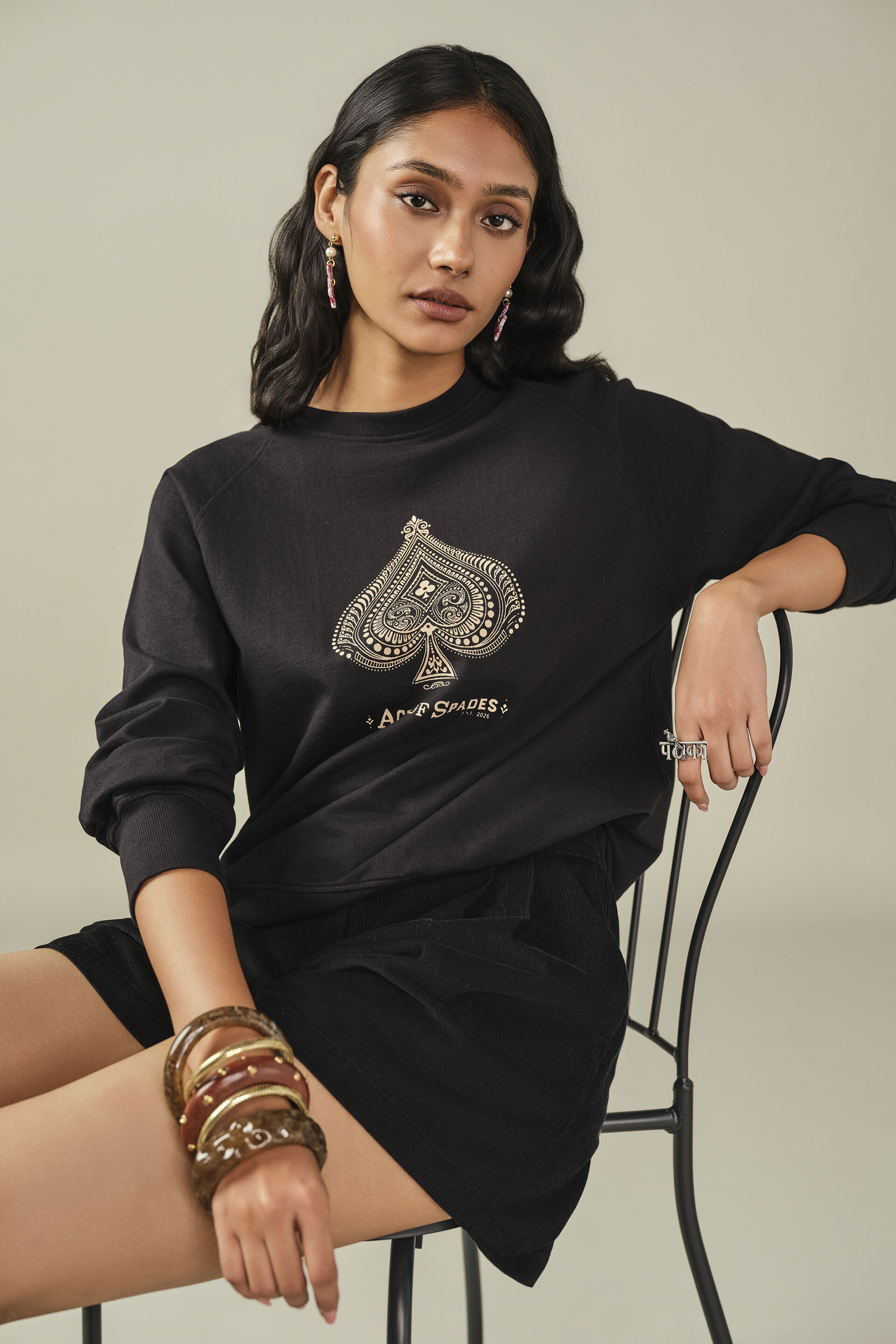 Oversized Sweatshirt in Black
