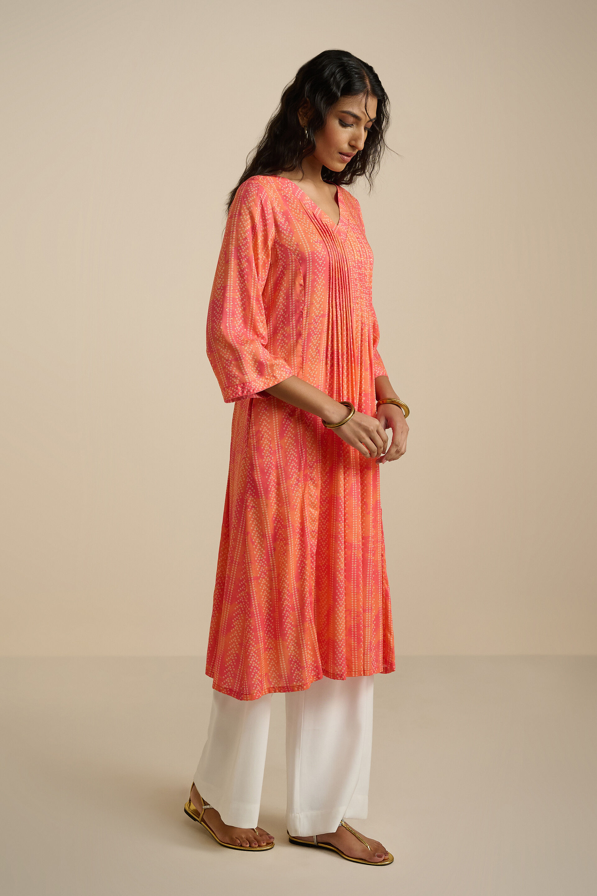 Saundhi Sa Modal Kurta, Coral, image 4