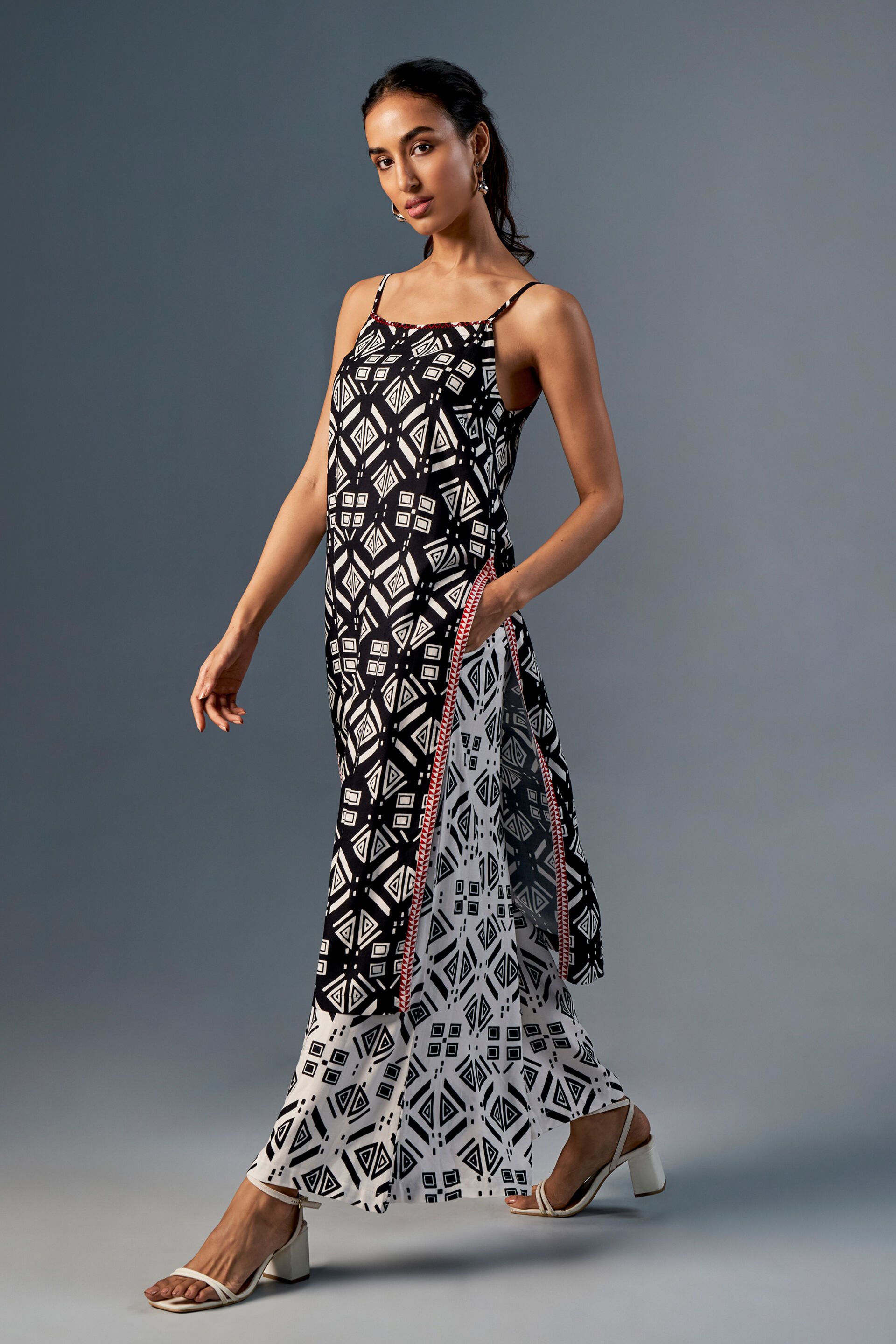 Monochrome Love Kurta Set, Black, image 2