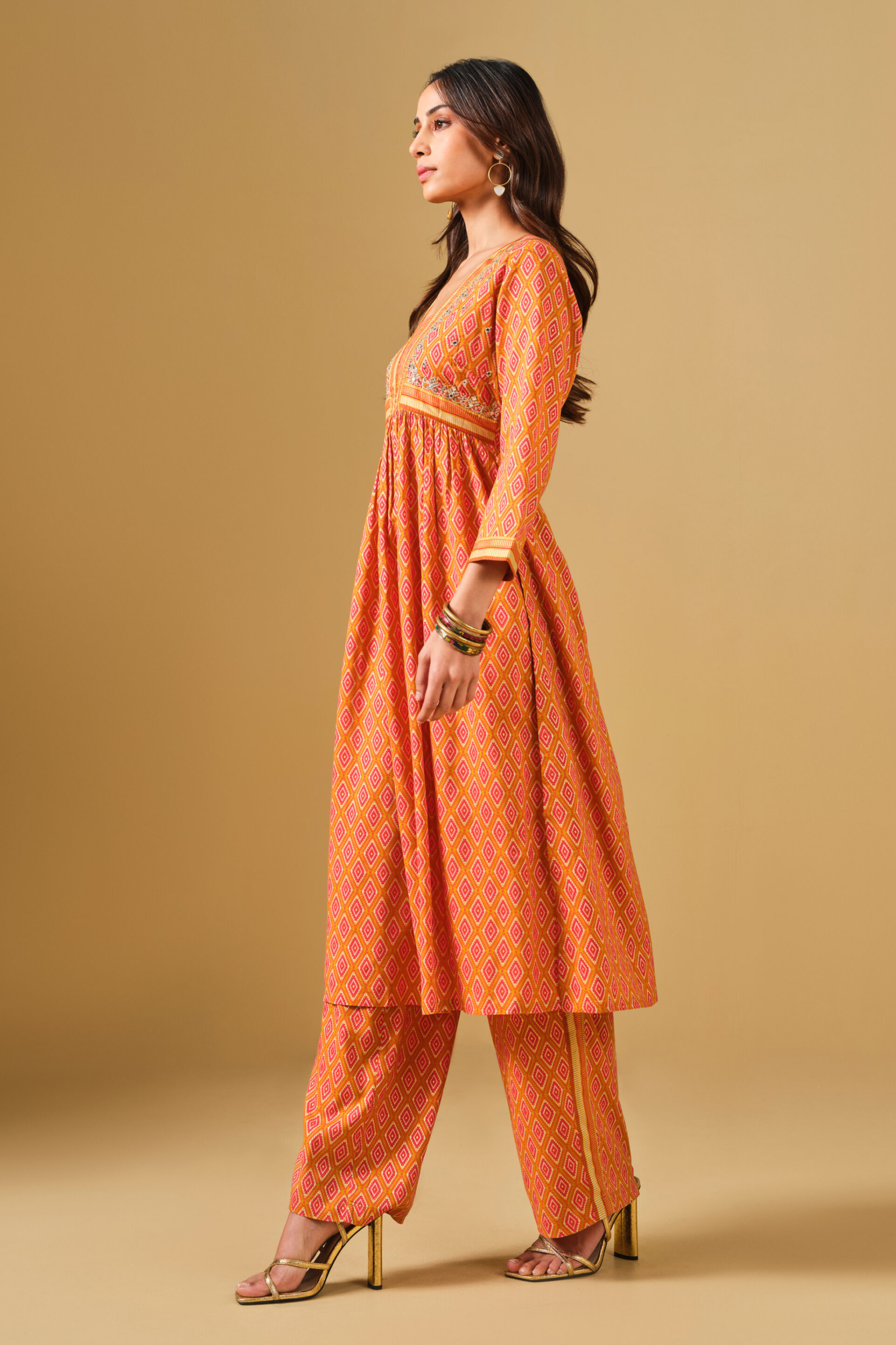 Geometric Print Orange Viscose Kurta Set, Orange, image 2