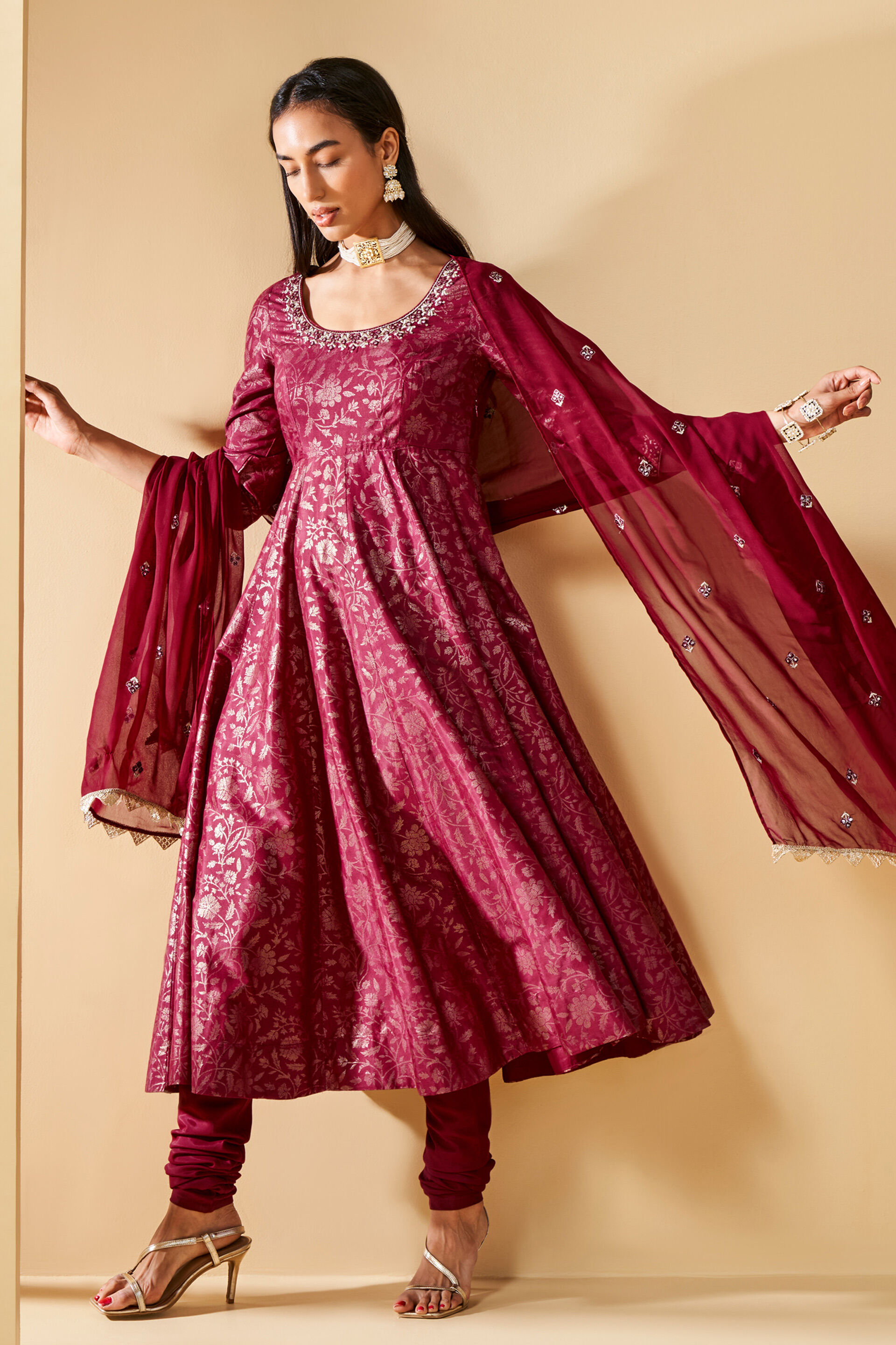 Floral Motif Festive Set, Maroon, image 2