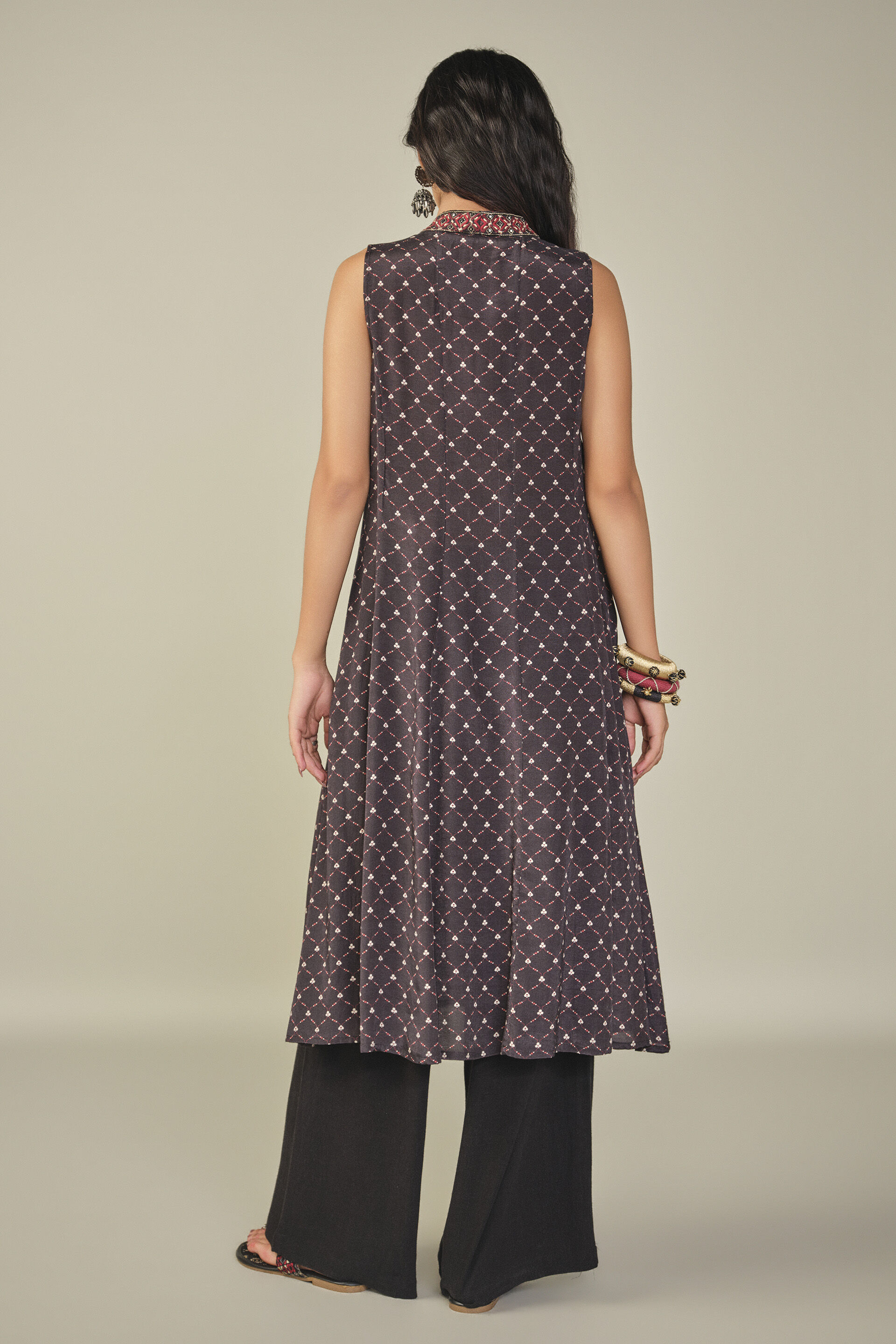 Flowy Tunic in Black, Black, image 5