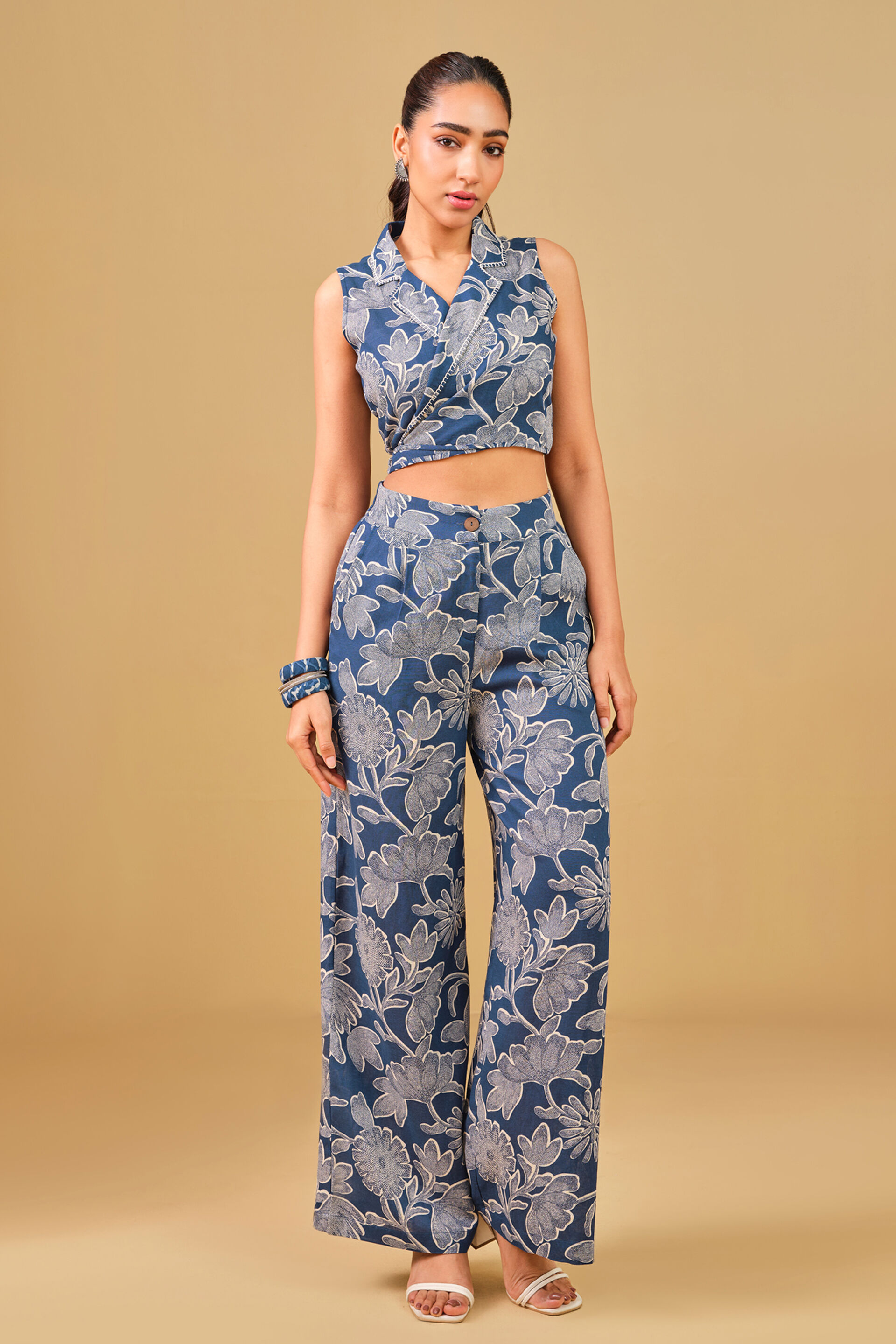 Abstract floral co-ord, Navy Blue, image 2