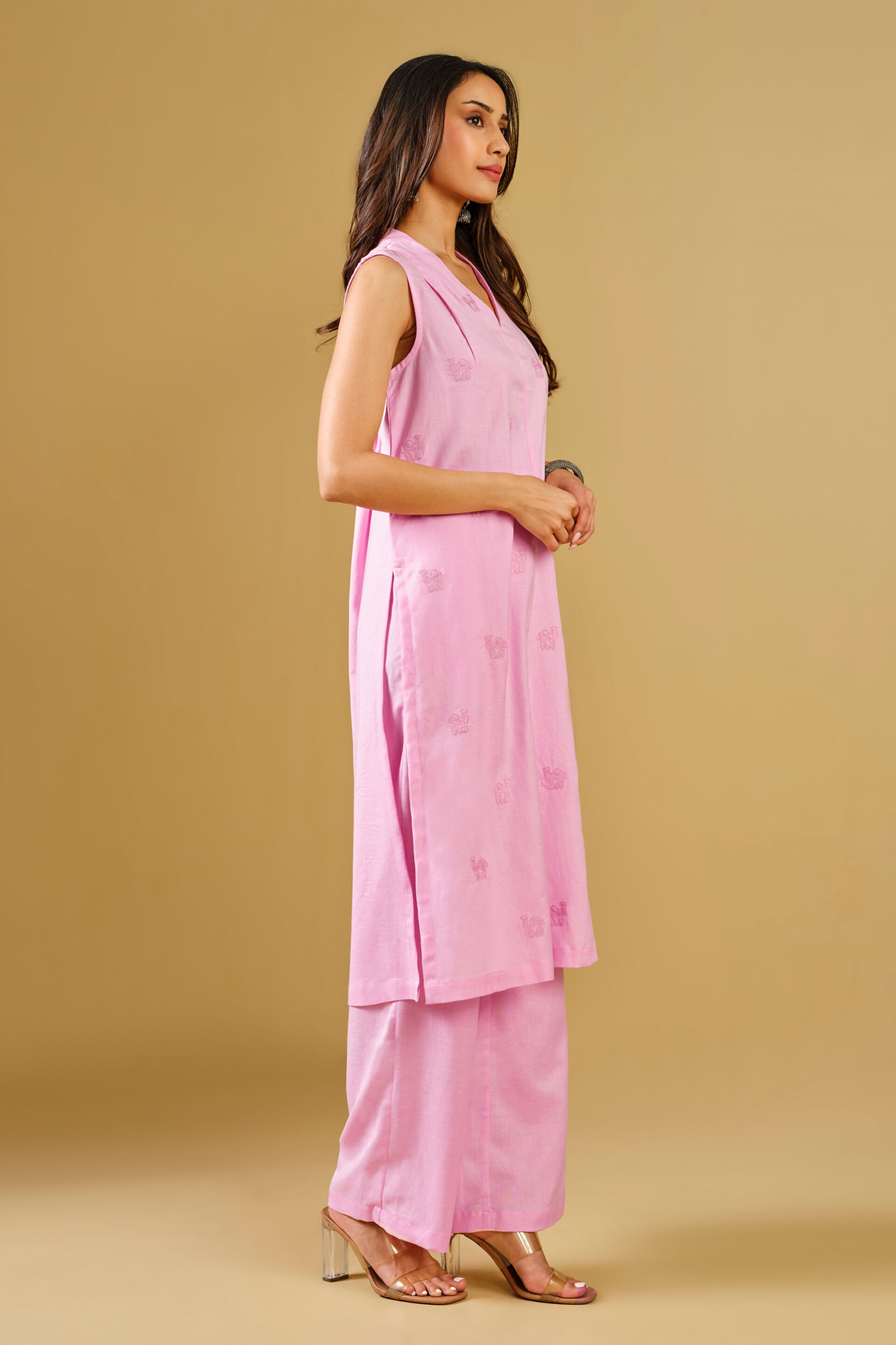 Pink Embroidered Rayon Blend kurta Set, Pink, image 6