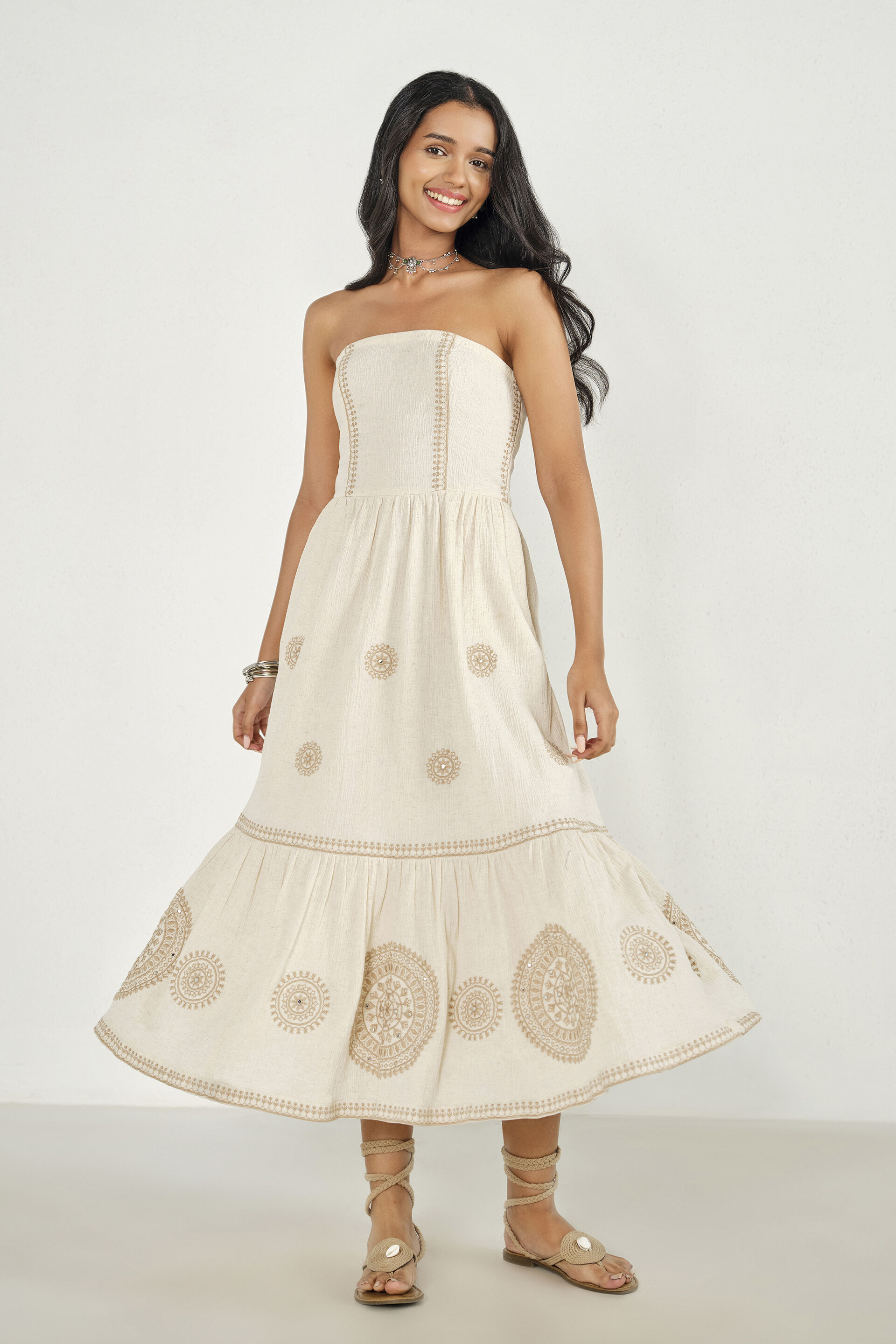 global desi white maxi dress Buy White Magnolia Maxi Dress Online In India at Global Desi  S26R81MX_OFF_WHITE