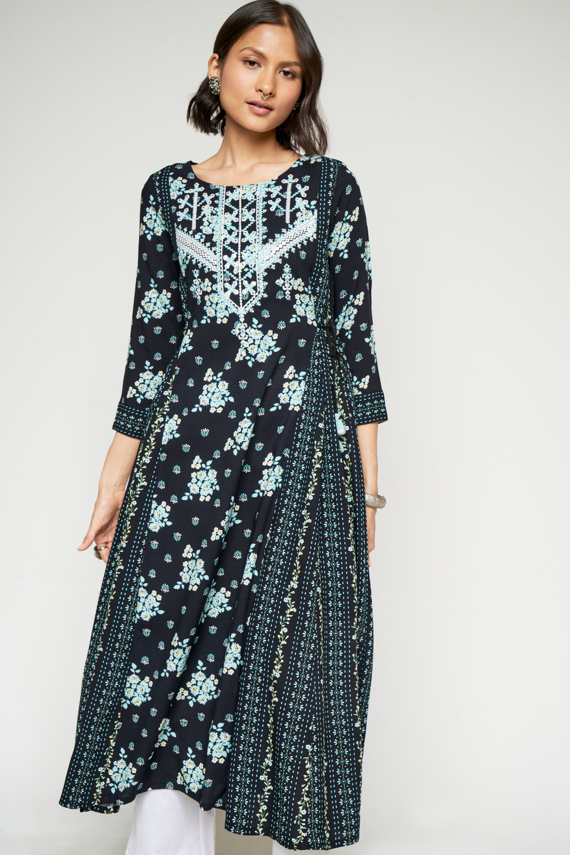 Black Floral Embroidered Kurta, Black, image 6