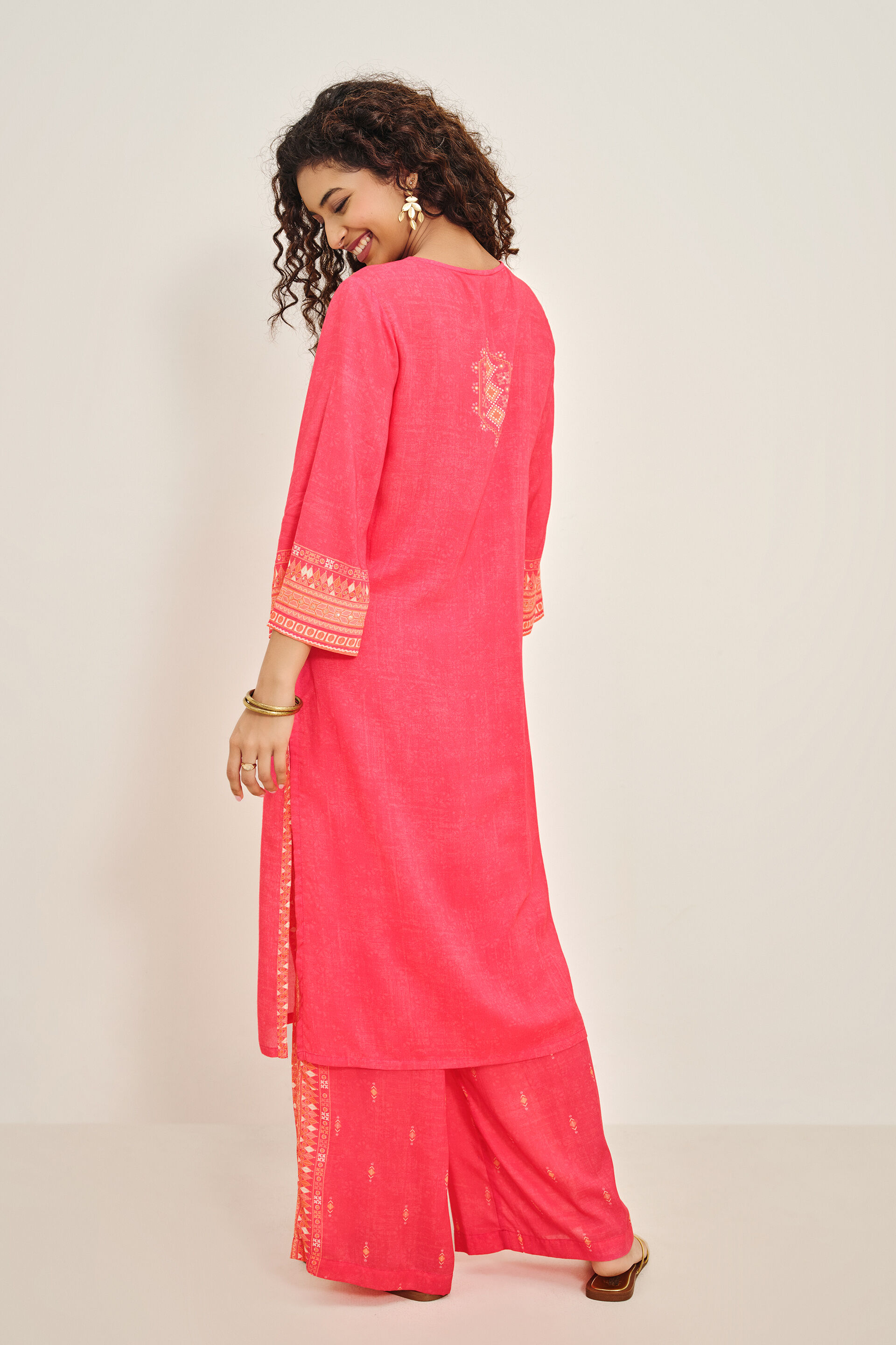 Fida-on-Fuchsia Kurta Set, Fuschia, image 5