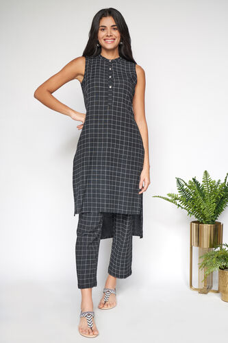 3 - Black Regular High Low Suit, image 3
