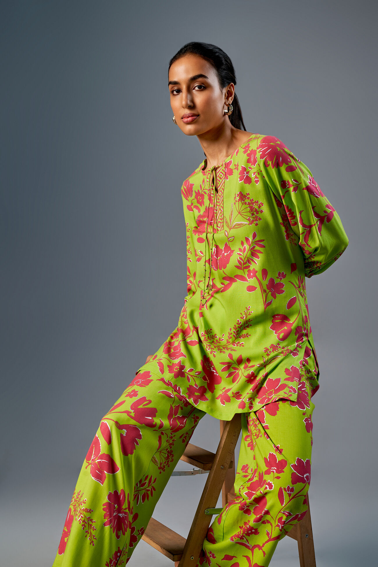 Flower Power Tunic, Lime, image 7