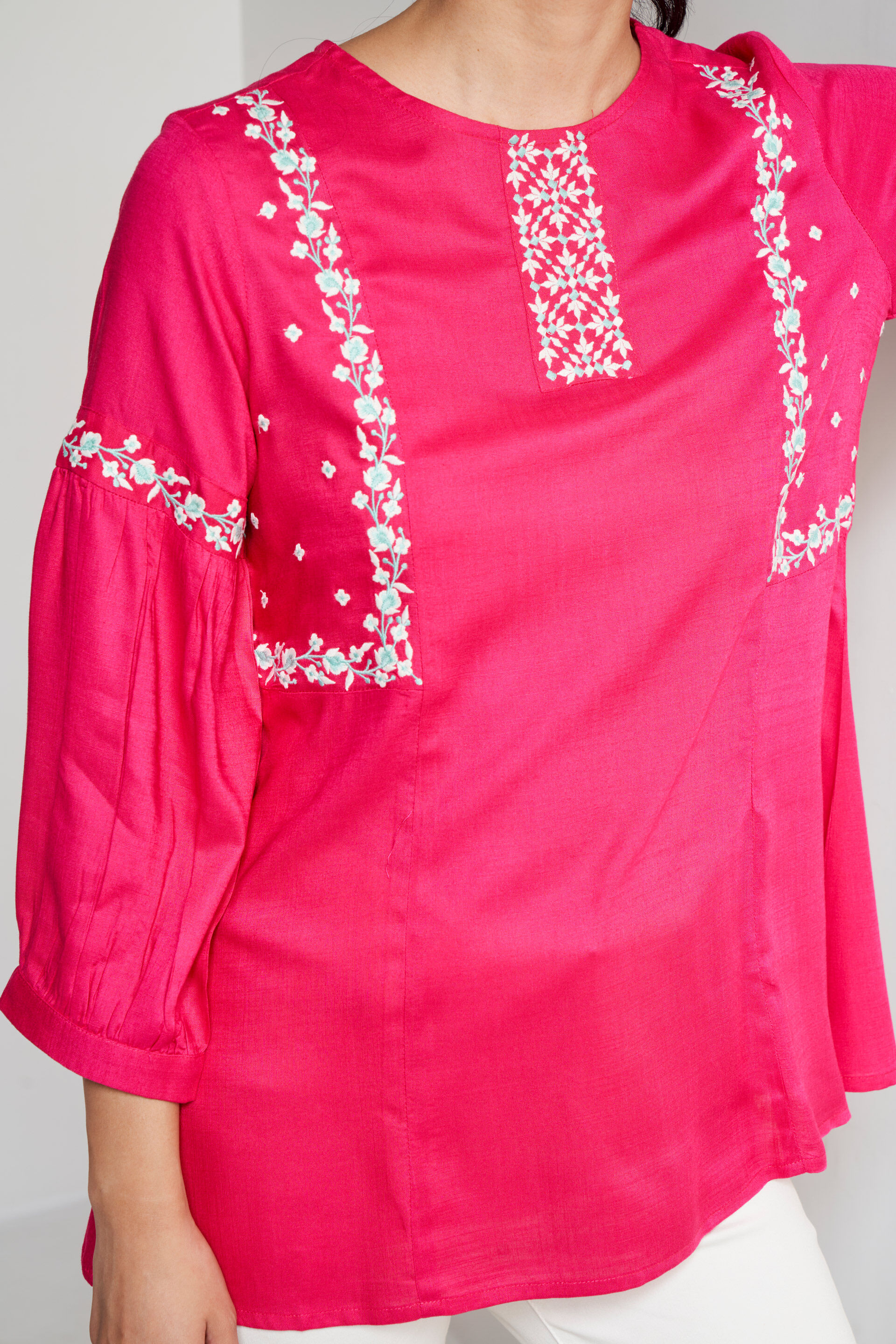 Dark Pink Solid Embroidered Straight Top, Dark Pink, image 4