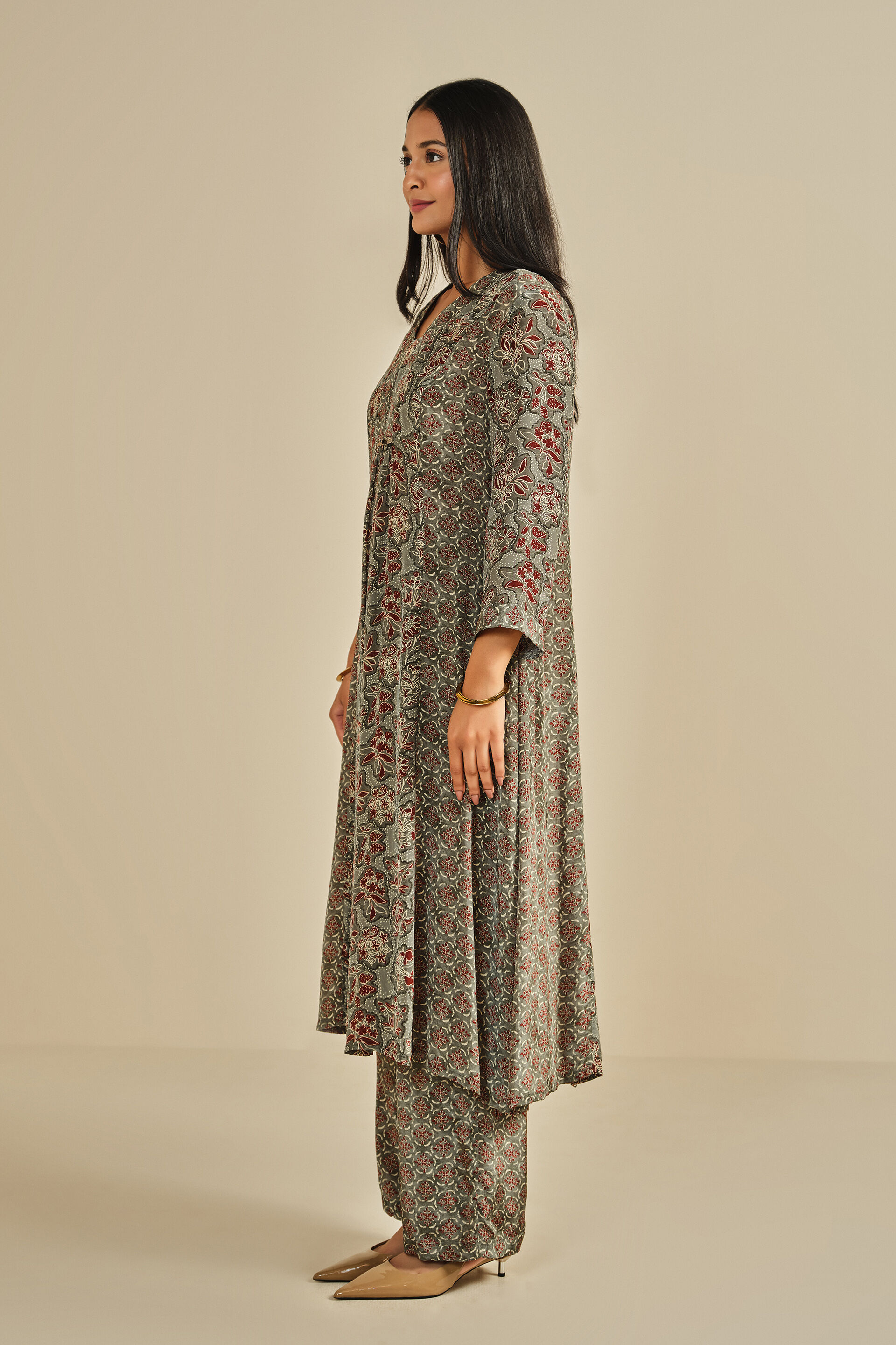 Pyaar Berry Grey Kurta Set, Grey, image 4