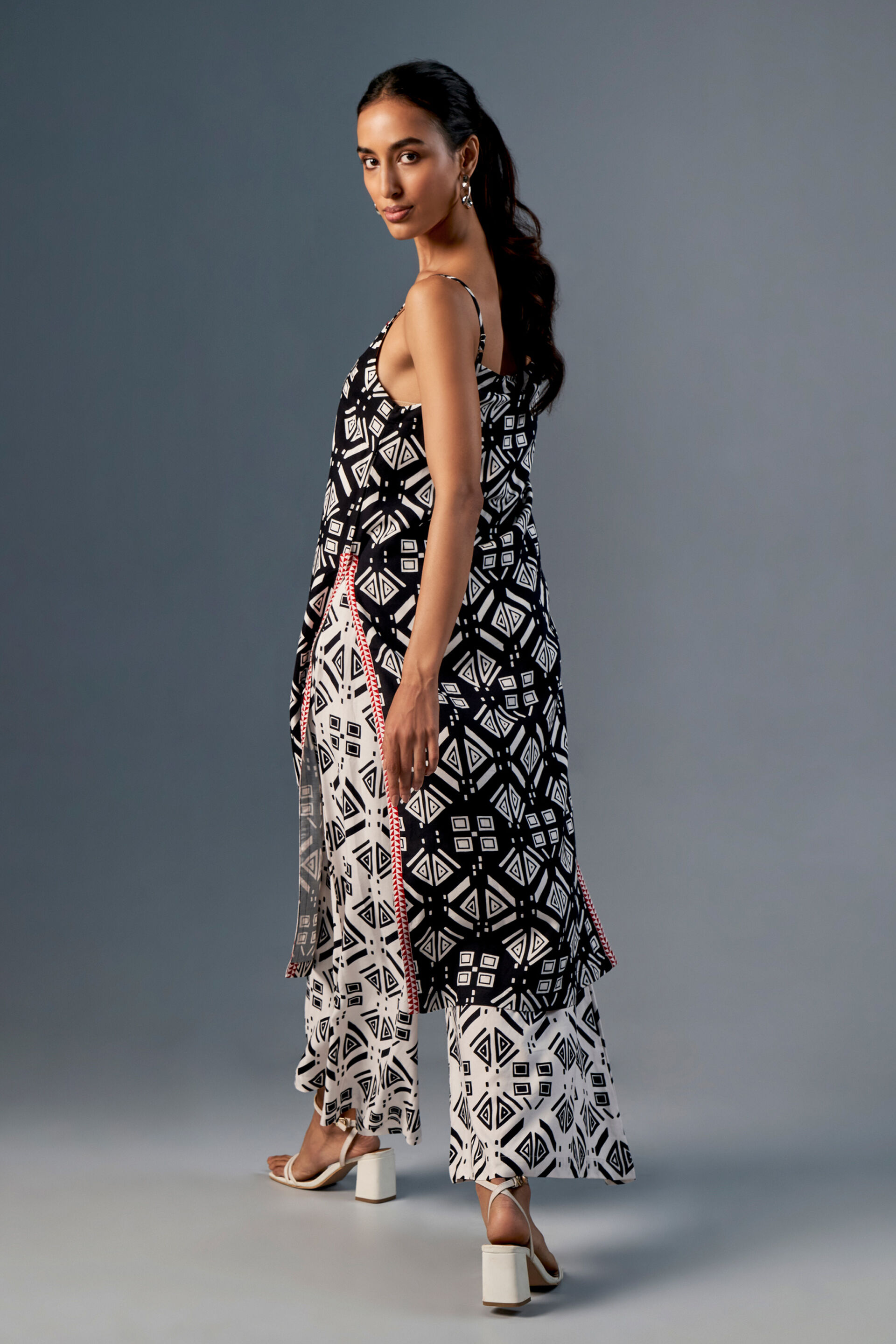 Monochrome Love Kurta Set, Black, image 4