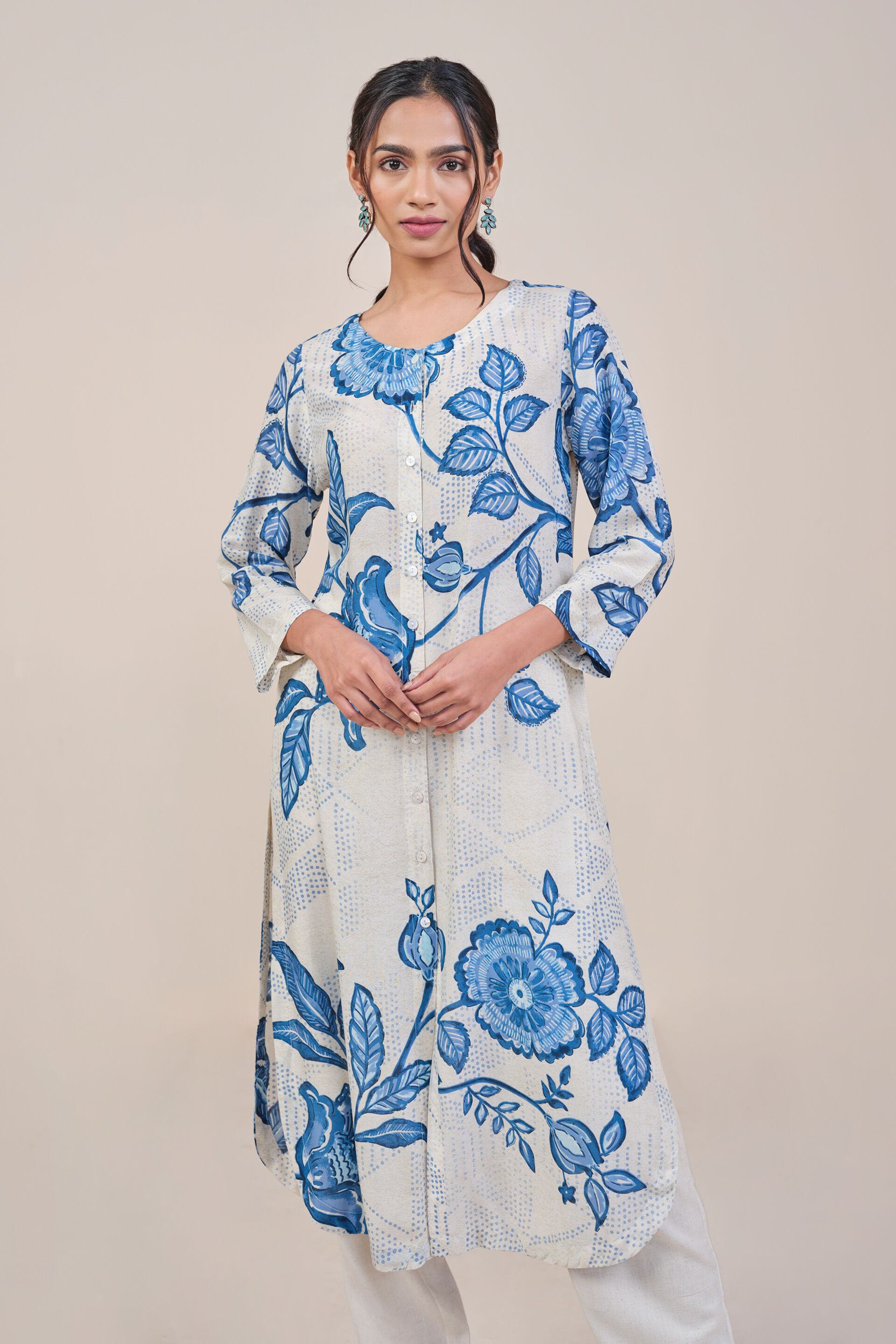 White Floral Inspired Viscose Kurta, Off White, image 2
