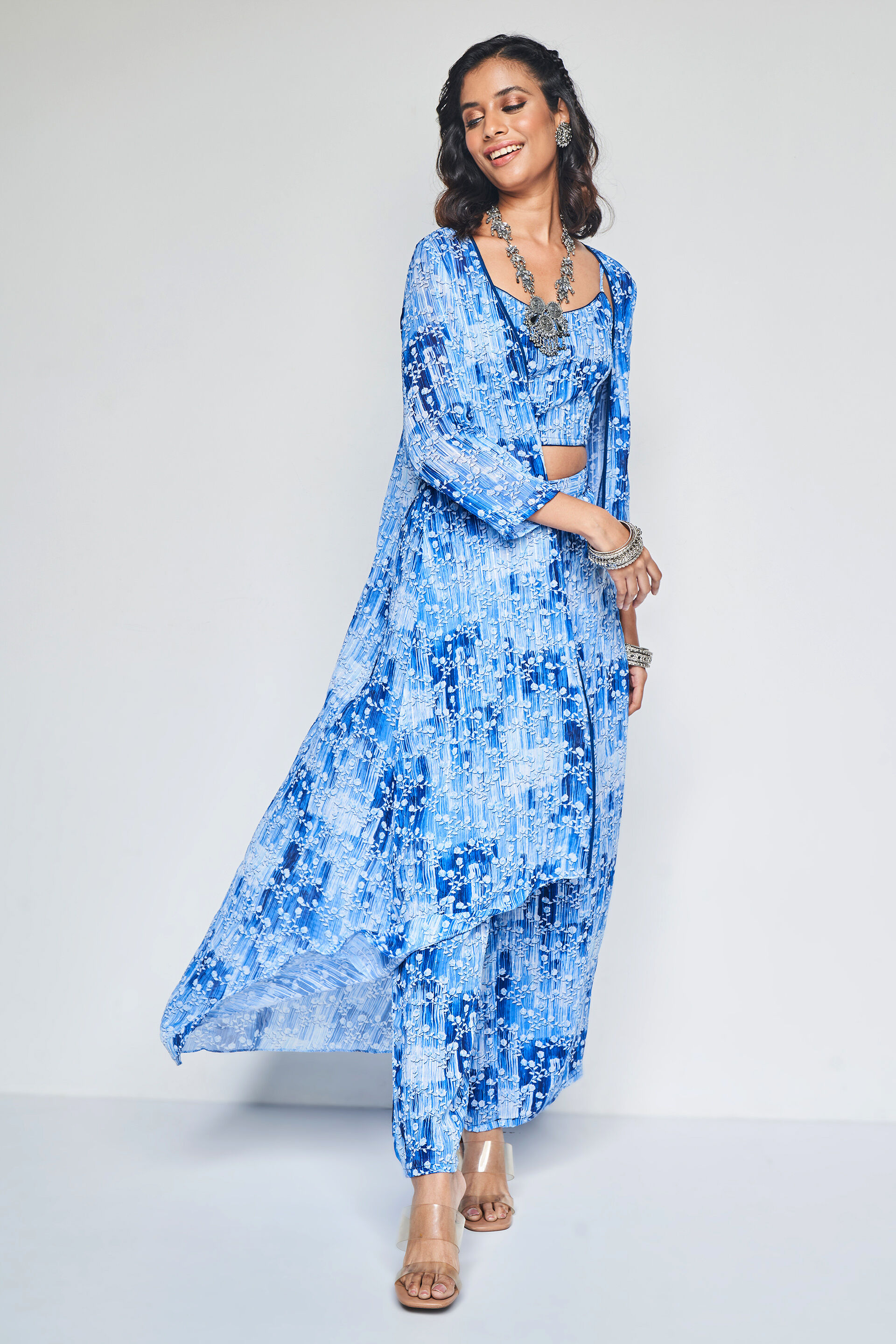 Buy our Blue Abstract Flared Set 3 online from globaldesi.in SC FW23GM1503PSEQ