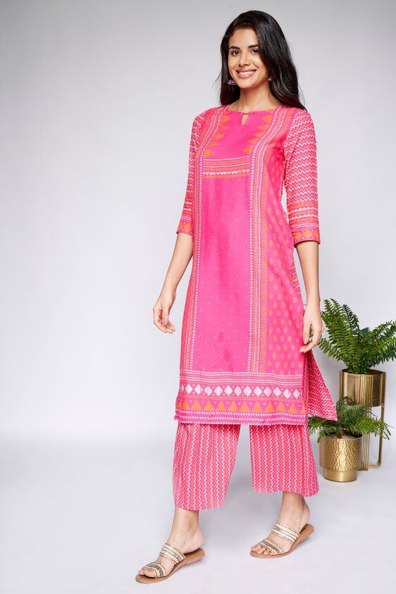 2 - Pink Geometric Bottom, image 2