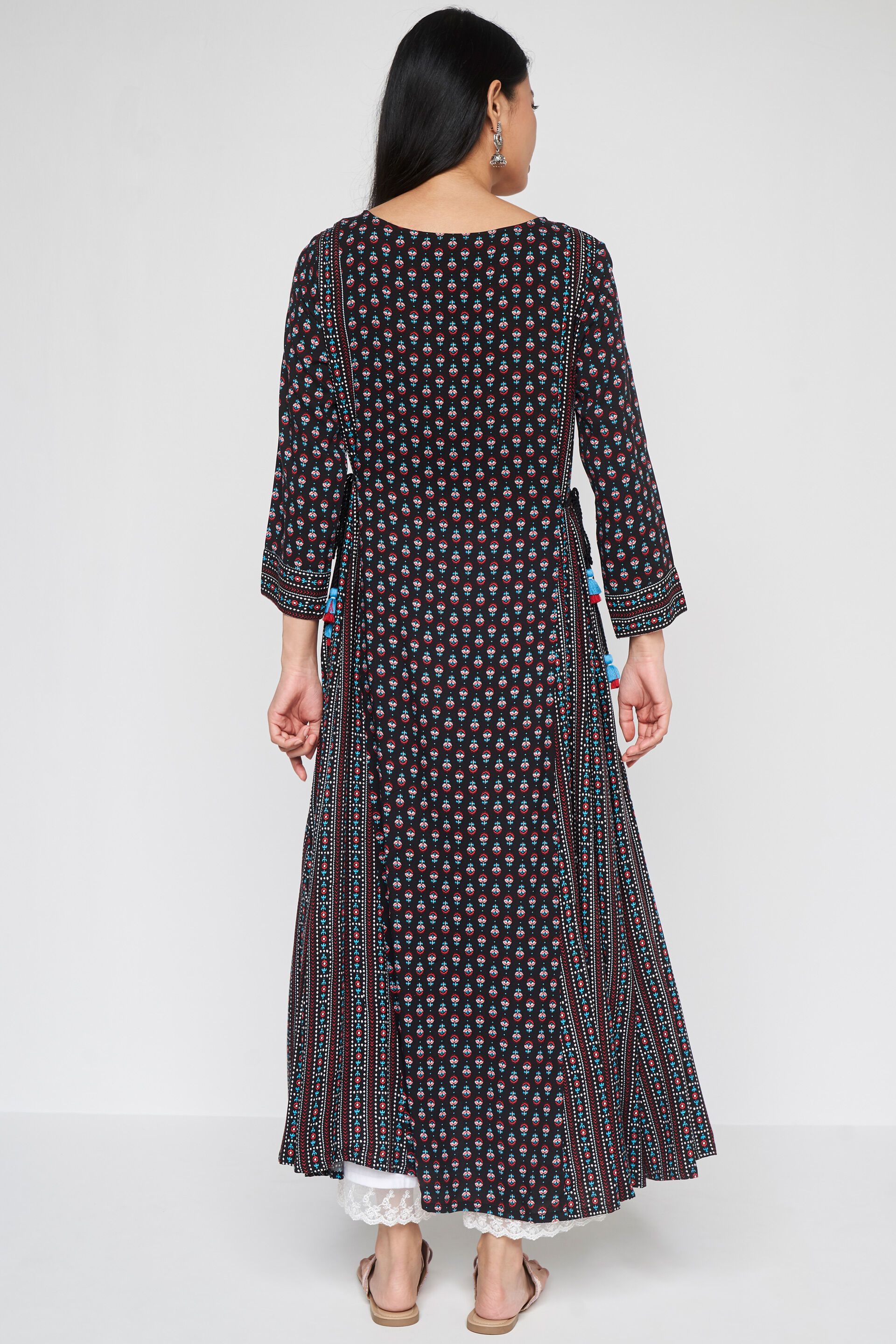 Buy Black Floral Calf length Kurta Online at Best Price at Global Desi FW22GH224KURY
