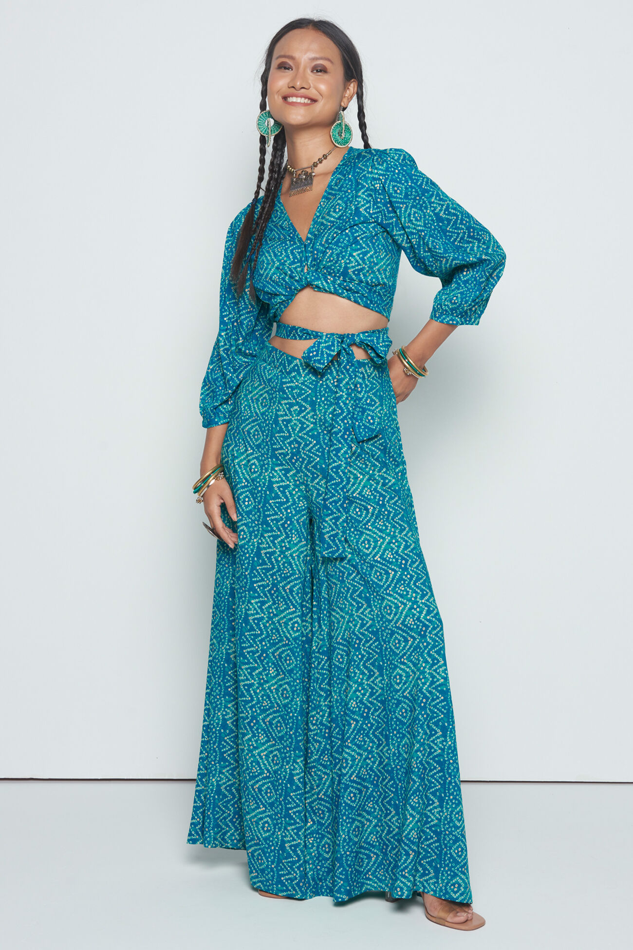 Buy our Teal Geometric Straight Set-2 online from globaldesi.in SC ...