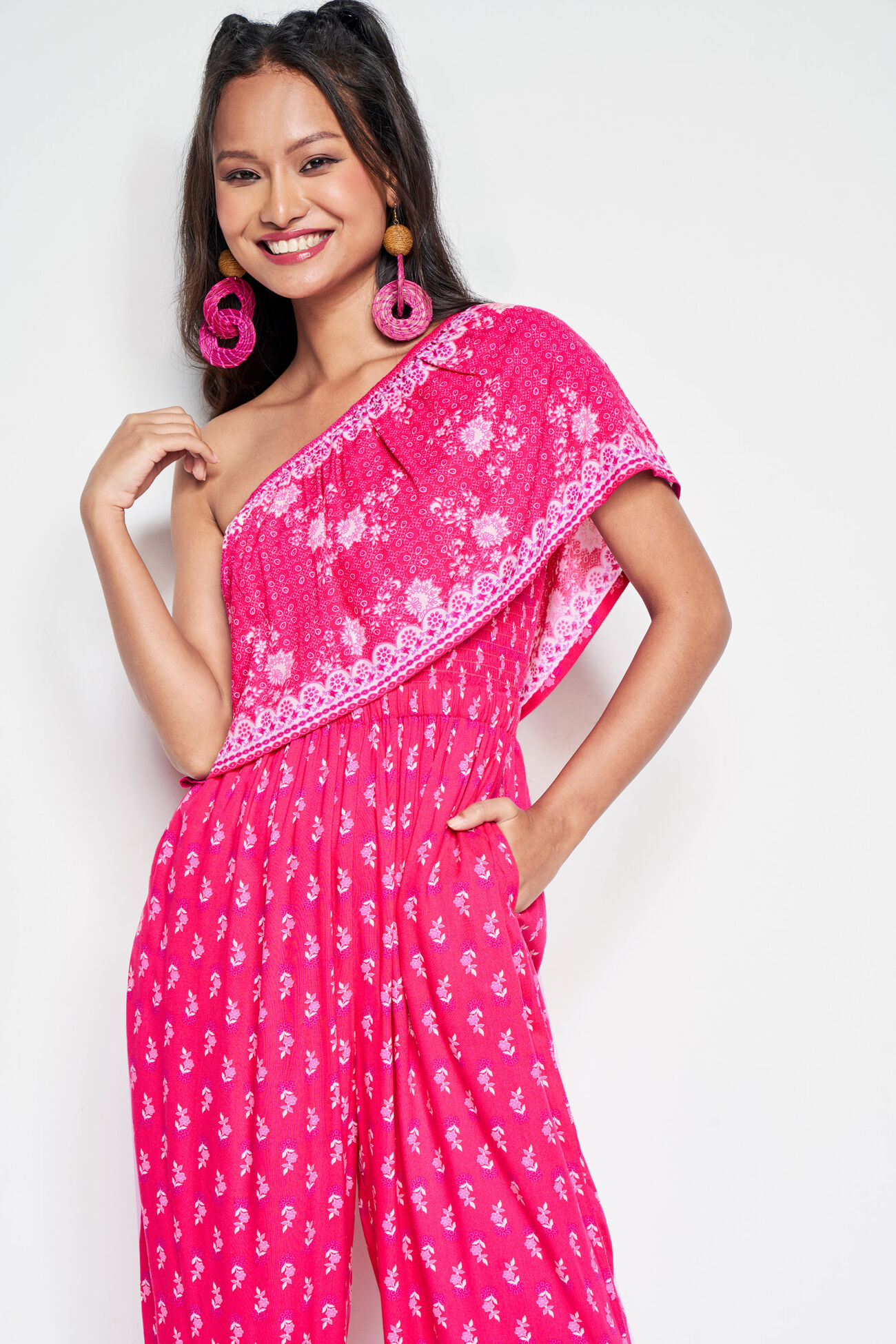 Buy our Pink Jump Suit online from globaldesi.in SC- FW23GS105JSRY