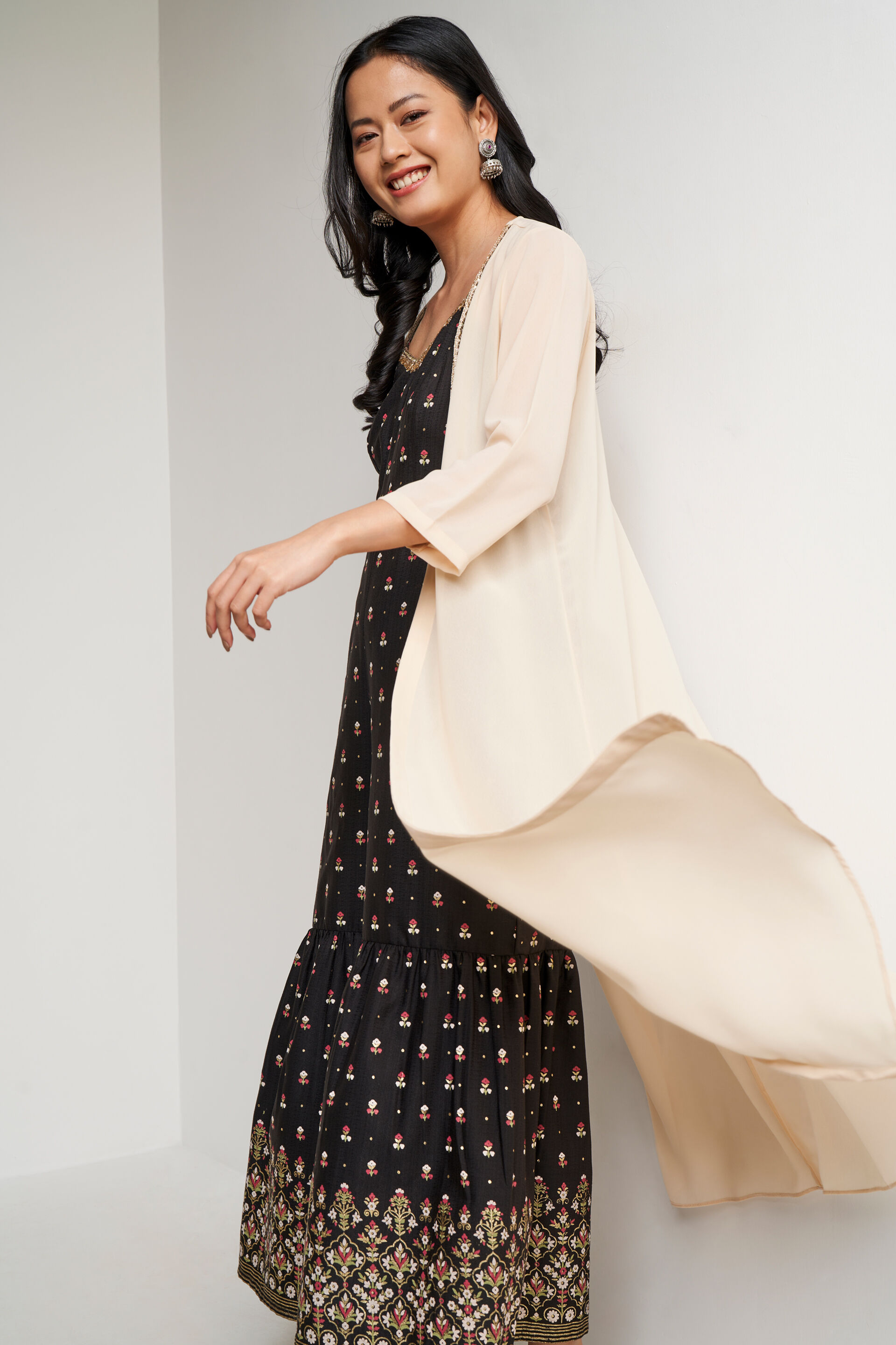 Buy Cream Solid High Low Shrug Online at Best Price at Global Desi FW22GM102SHPG