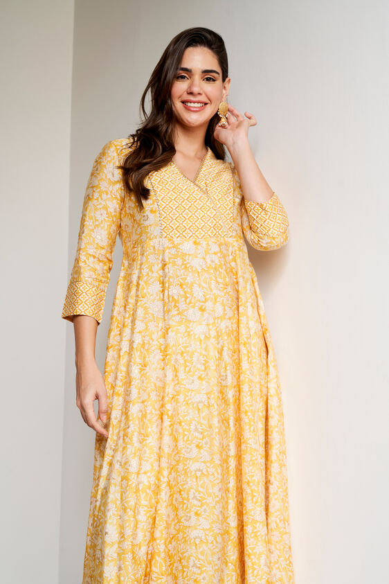 Yellow Ethnic Motifs Flared Kurta, Yellow, image 3