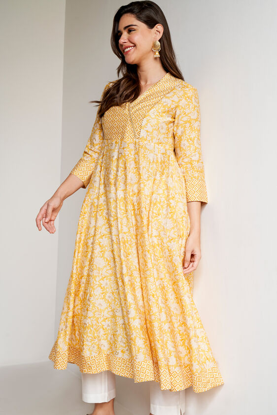 Yellow Ethnic Motifs Flared Kurta, Yellow, image 4