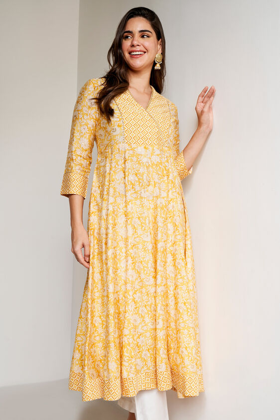 Yellow Ethnic Motifs Flared Kurta, Yellow, image 2