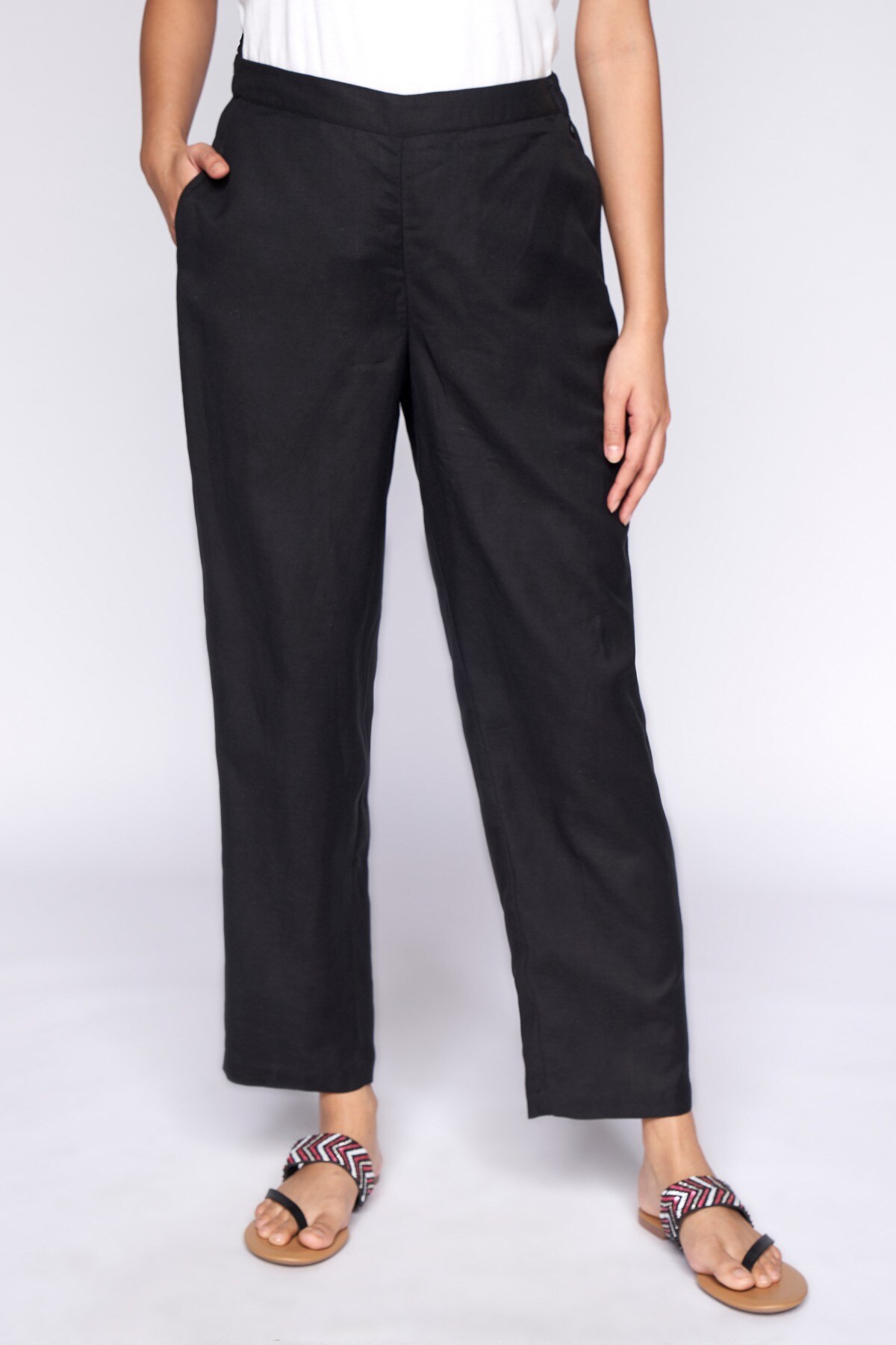 1 - Black Solid Straight Bottom, image 1