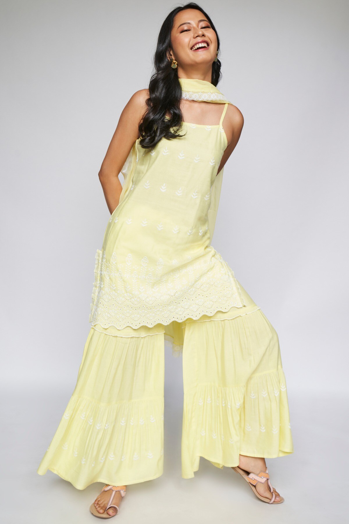 Global desi hotsell sharara