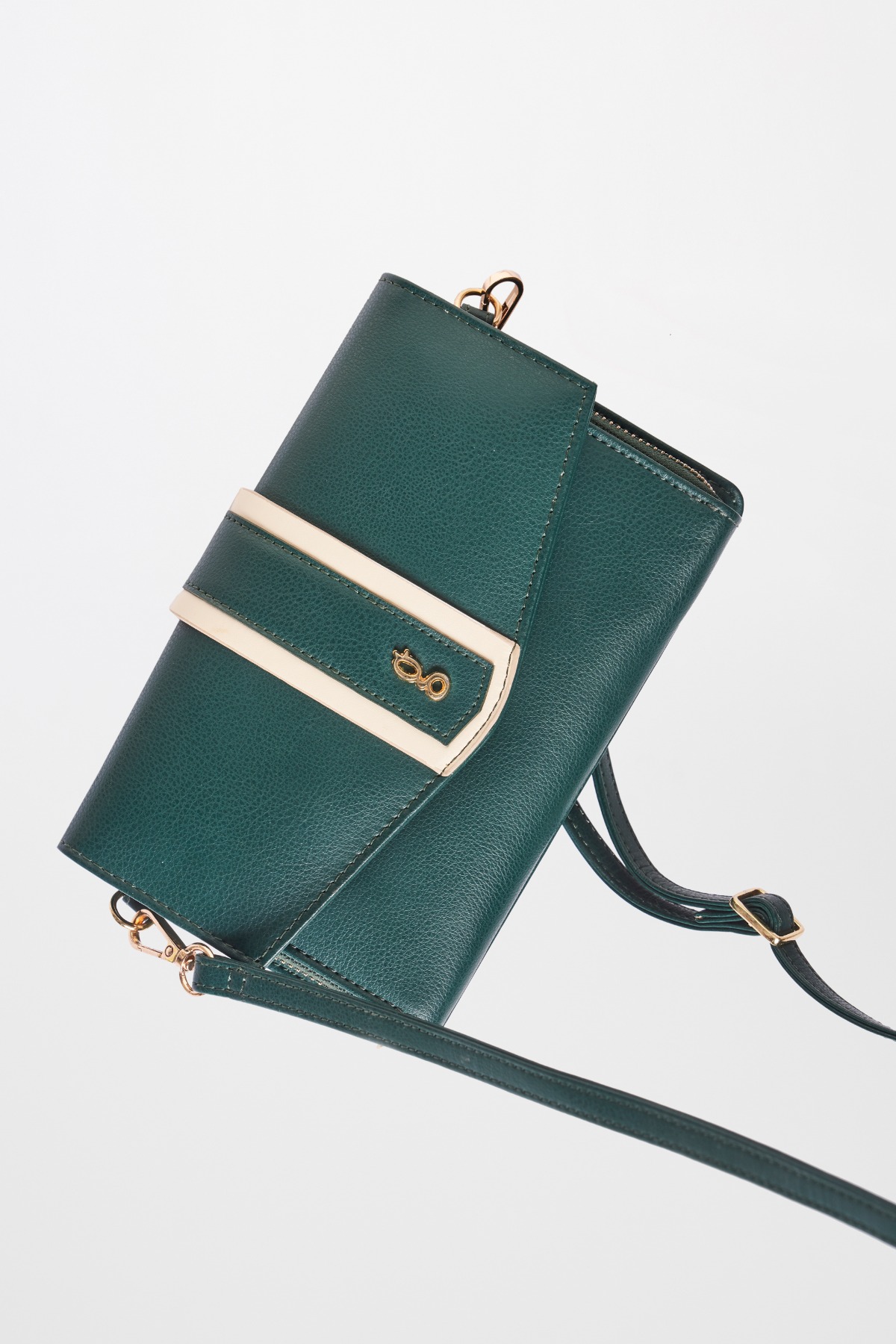 Green handbags online hot sale india