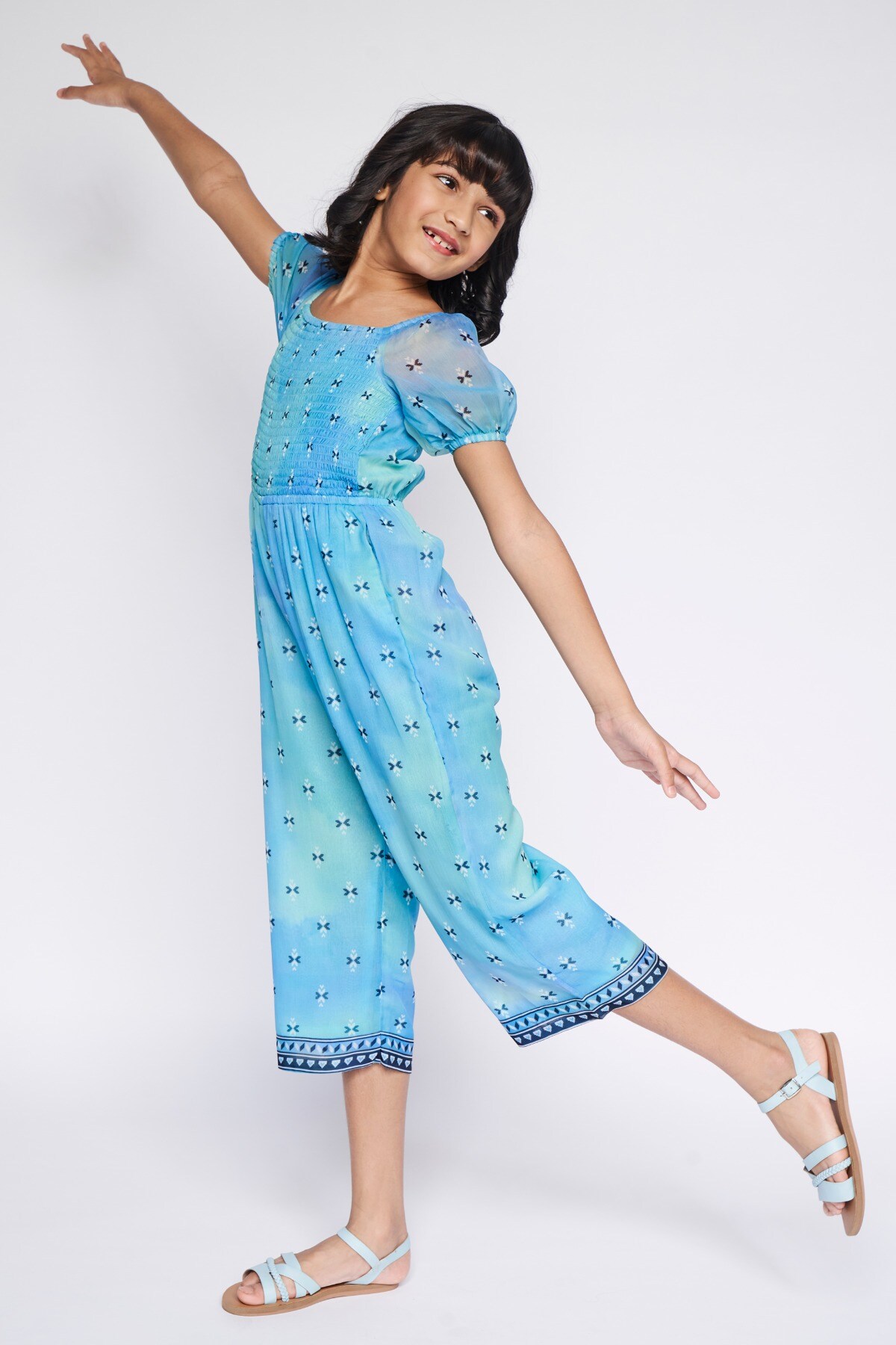 globaldesi Green Garara Jumpsuit in Pune at best price by Eshas Kids And  Women's World - Justdial