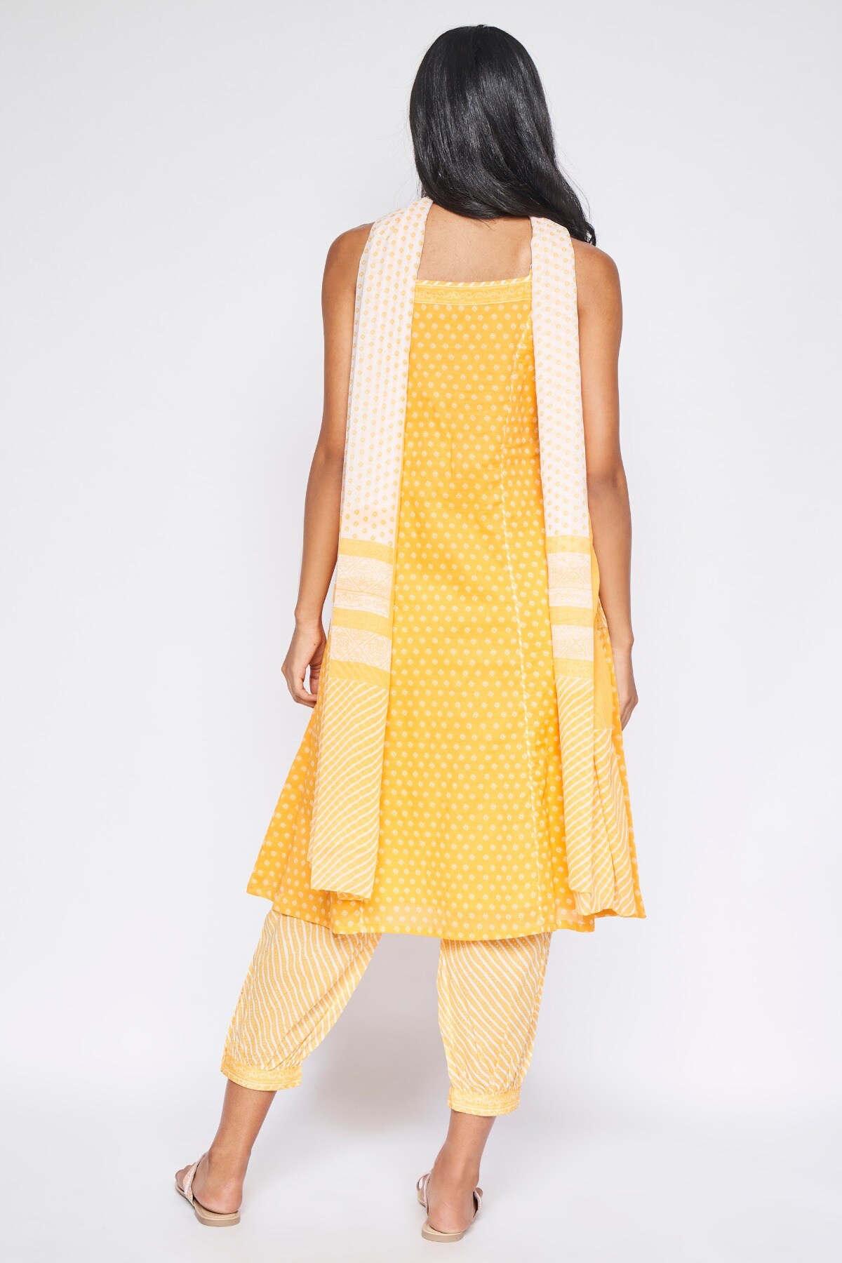 Buy Yellow Geometric Flared Suit Online at Best Price at Global