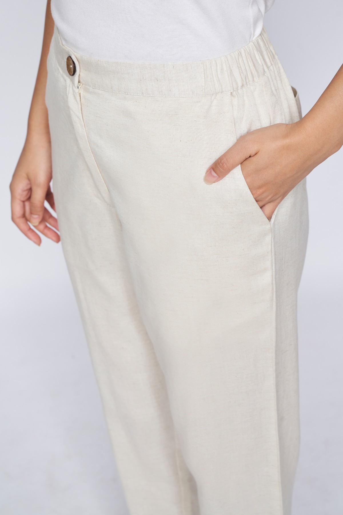 4 - White Solid Straight Bottom, image 4